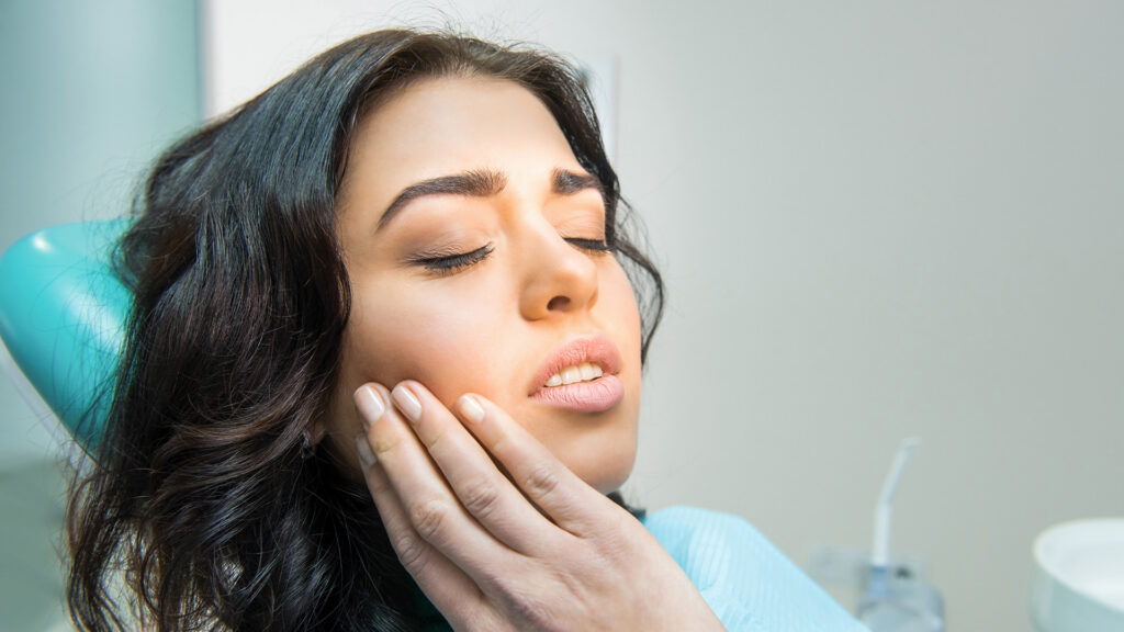 how gum disease impacts dental implants, gum disease and dental implants